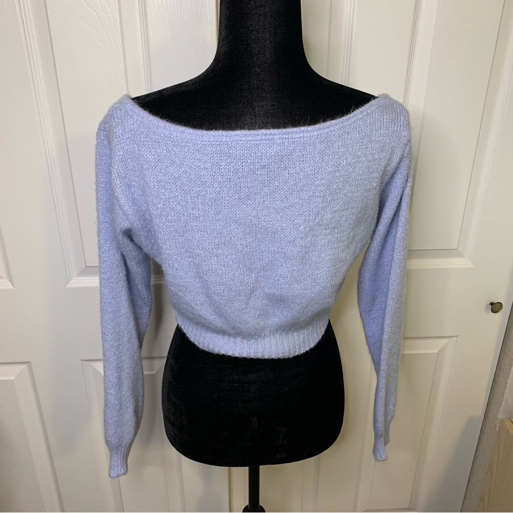 Soft Baby Blue Cropped Wide Shoulders Sweater - Picture 3 of 4